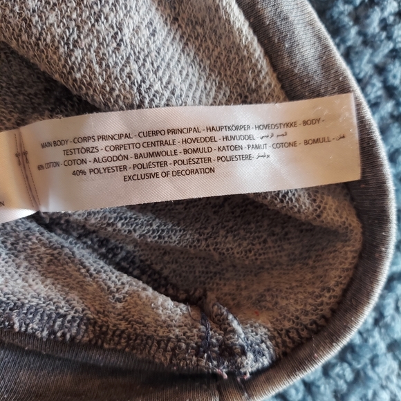 Ariat Embroidered lightweight Sweatshirt Women's M - Picture 3 of 7